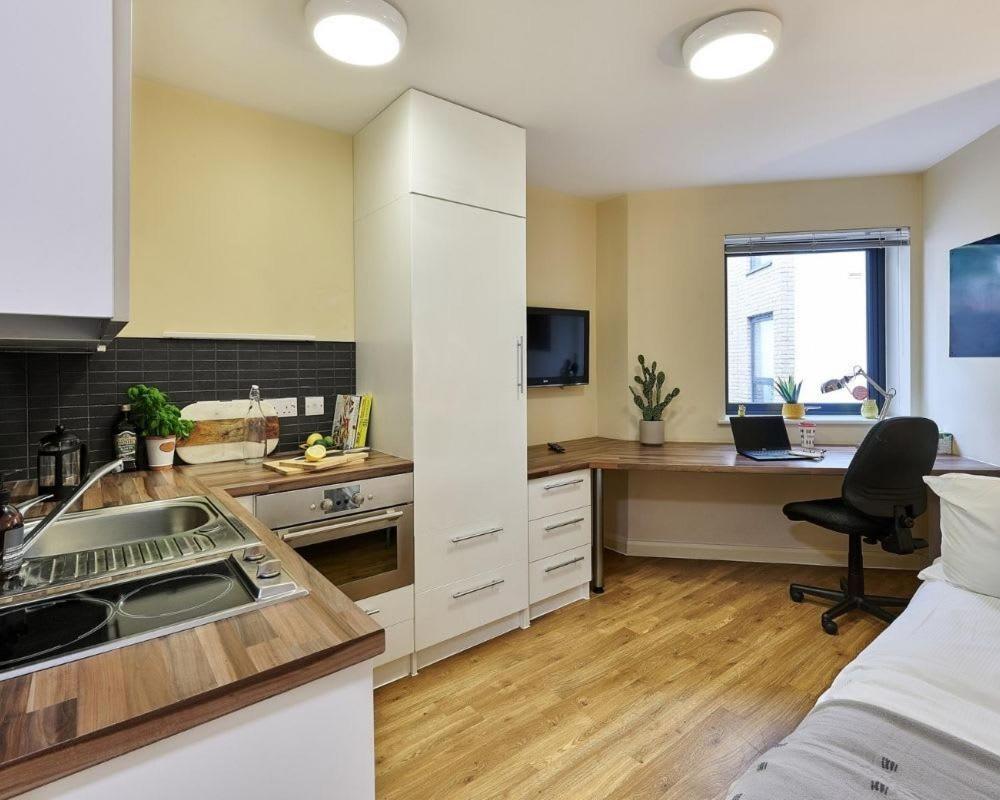 Zeni Studio, The Hub Vauxhall ลอนดอน ภายนอก รูปภาพ